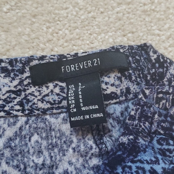 Forever 21 Blue Zip shorts - Picture 2 of 3